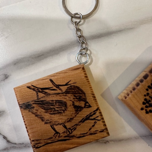 Beautiful hand-carved wooden keychains. One of a kind. - Picture 10 of 10